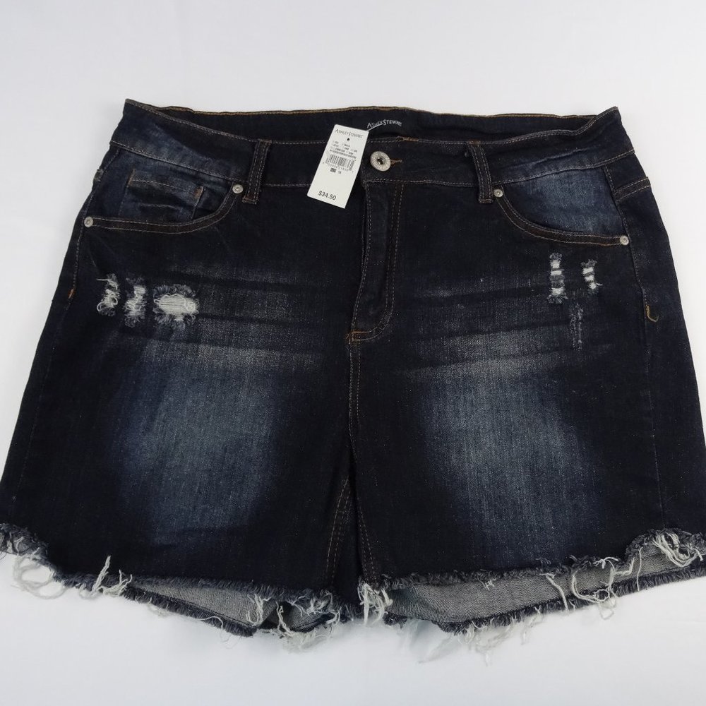 🆕Ashley Stewart Destructed Raw-Edge Shorts